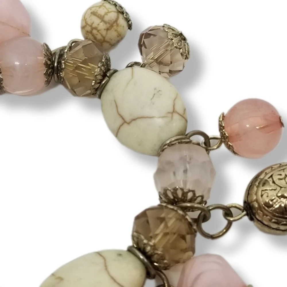 VINTAGE MAGNESITE STONE, GOLDTONE & PINK CHARM BEAD STRETCH BRACELET